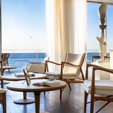 Hotel La Reserve - Hotel, And 5*