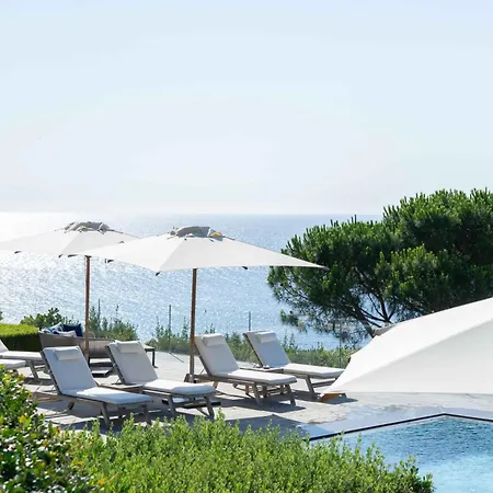 Hotel La Reserve - Hotel, And